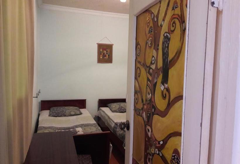 تختخواب و صبحانه Vanadzor Guest House