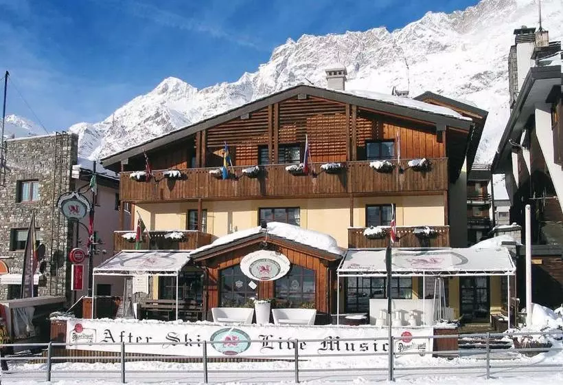 Chalet Hotel Dragon