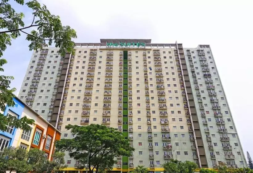 ホテル Apartement The Suite Metro By Prisma Utama
