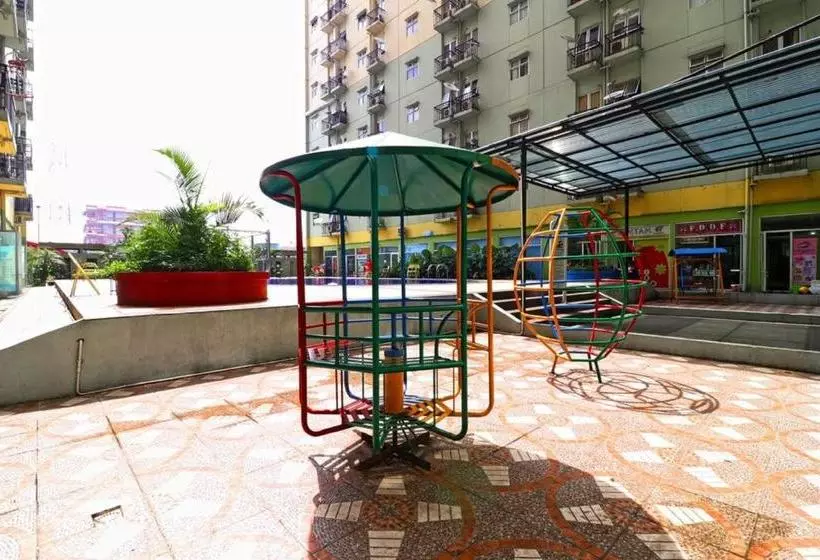 ホテル Apartement The Suite Metro By Prisma Utama