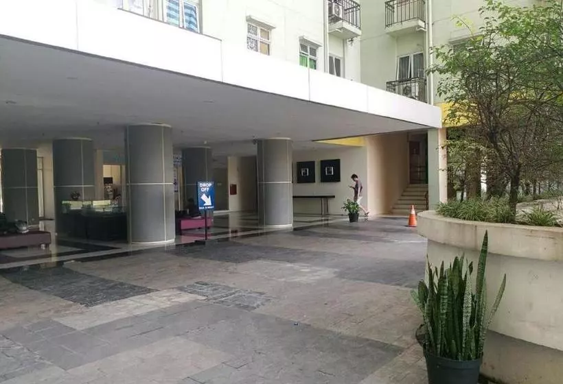 ホテル Apartement The Suite Metro By Prisma Utama