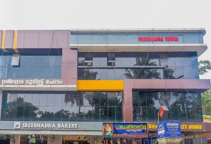 هتل Spot On Sree Bhadra Tourist Home