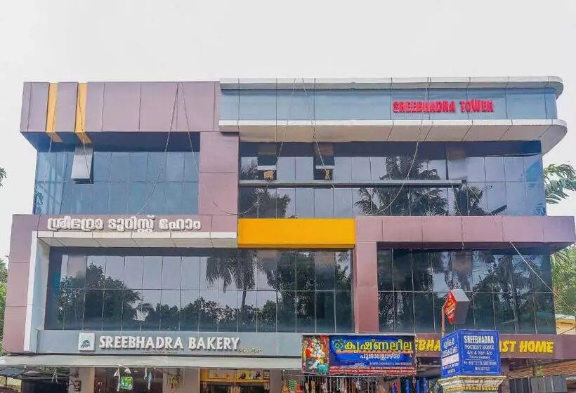 هتل Spot On Sree Bhadra Tourist Home
