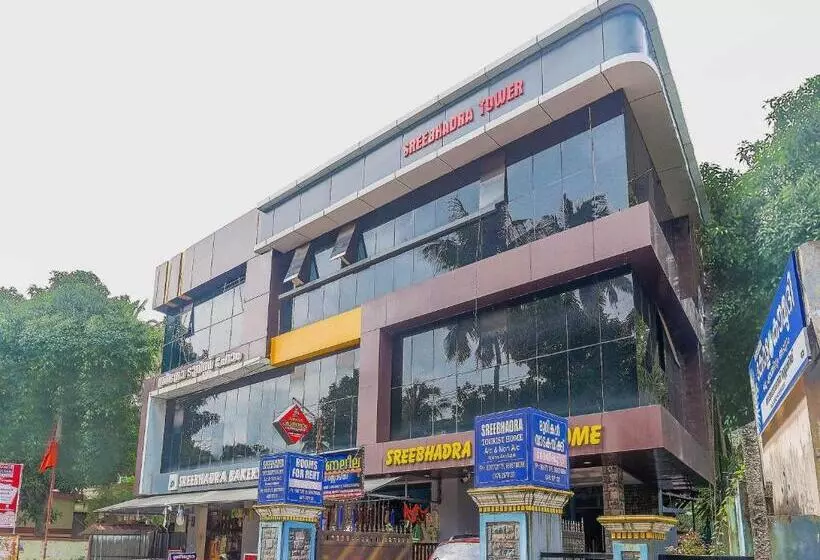هتل Spot On Sree Bhadra Tourist Home