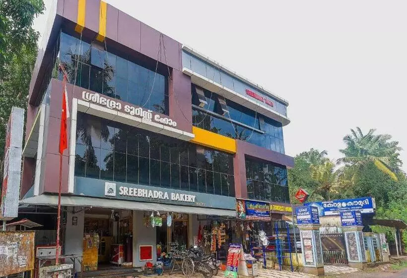هتل Spot On Sree Bhadra Tourist Home