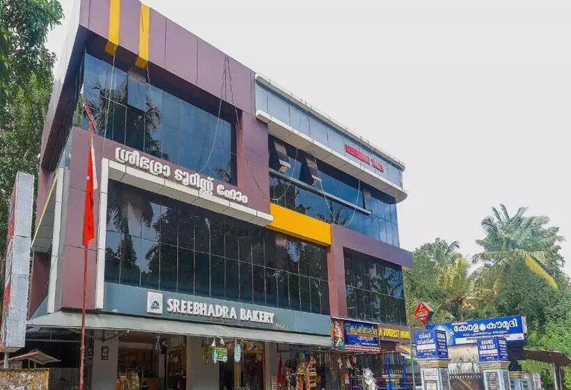 هتل Spot On Sree Bhadra Tourist Home