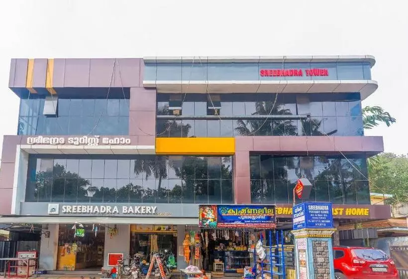 هتل Spot On Sree Bhadra Tourist Home