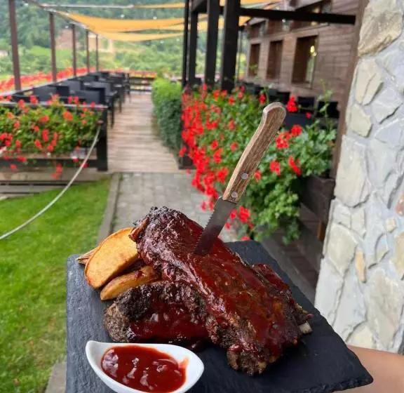 پانسیون Maggie's Ranch