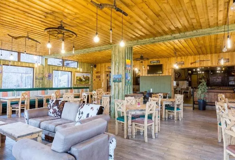 پانسیون Maggie's Ranch