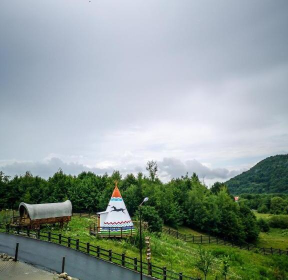 膳宿费 Maggie's Ranch