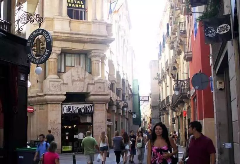 Hostal Levante Barcelona