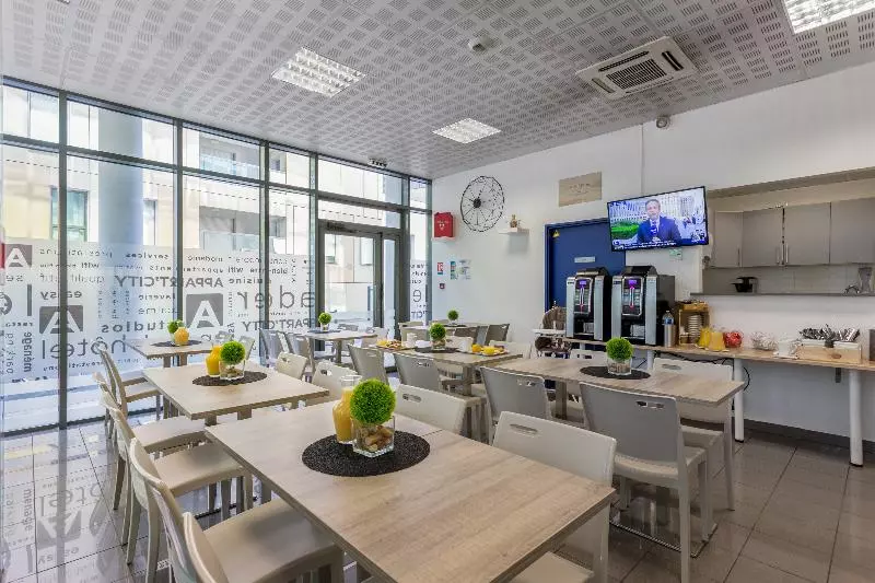 Отель Appart City Classic Bordeaux Centre