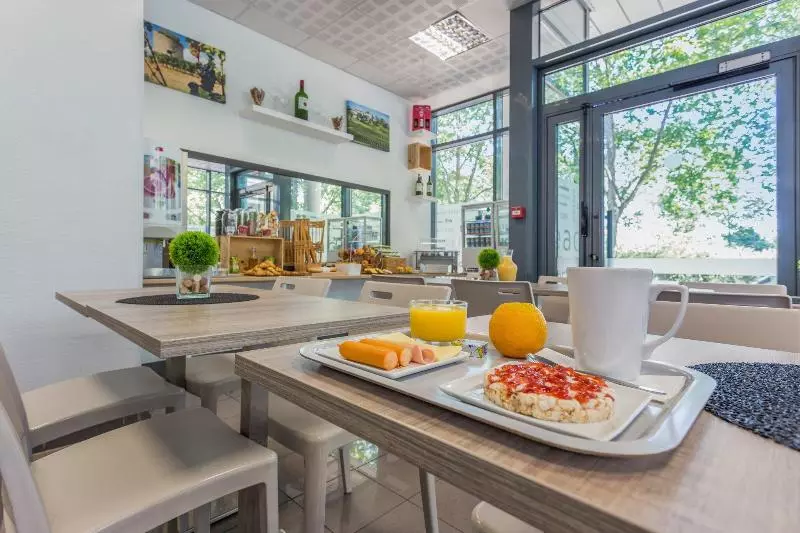 Отель Appart City Classic Bordeaux Centre