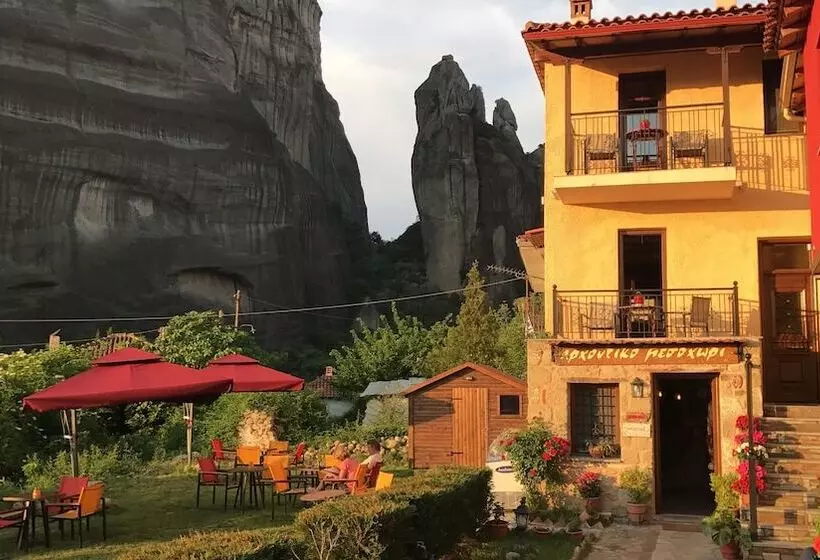 Отель Archontiko Mesohori Meteora