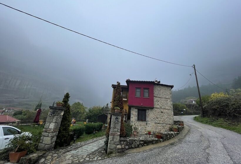 Отель Archontiko Mesohori Meteora