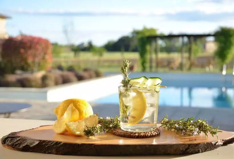 ホテル Cortona Resortle Terre Dei Cavalieri