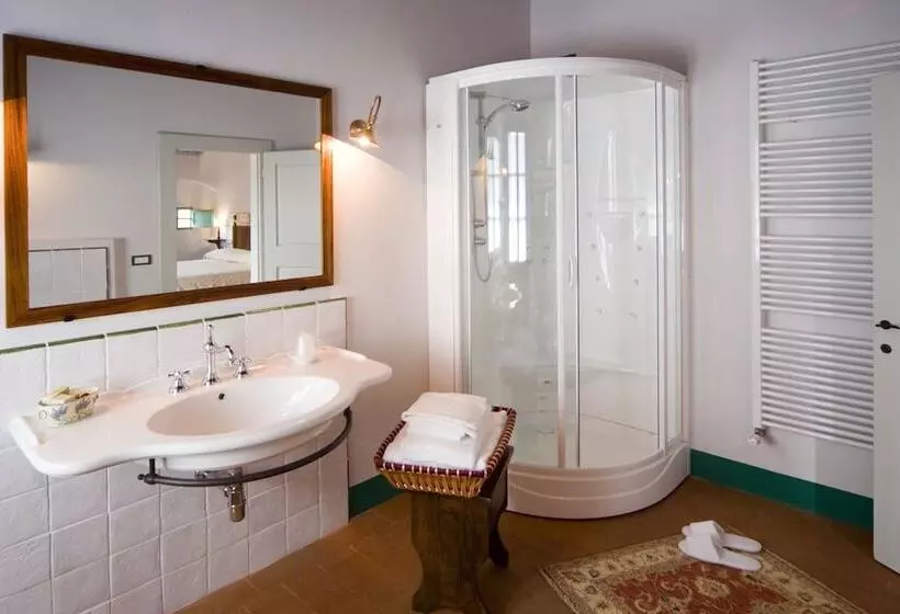 ホテル Cortona Resortle Terre Dei Cavalieri