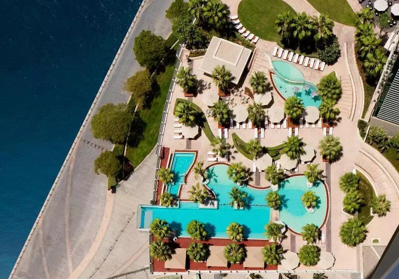 هتل Crowne Plaza Dubai Festival City