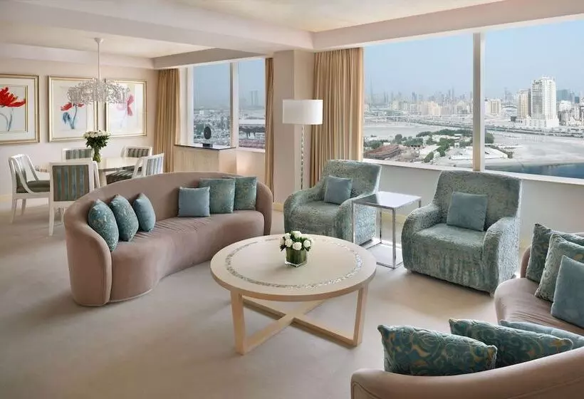 هتل Crowne Plaza Dubai Festival City