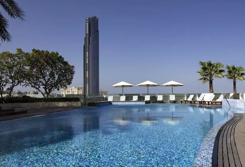 هتل Crowne Plaza Dubai Festival City