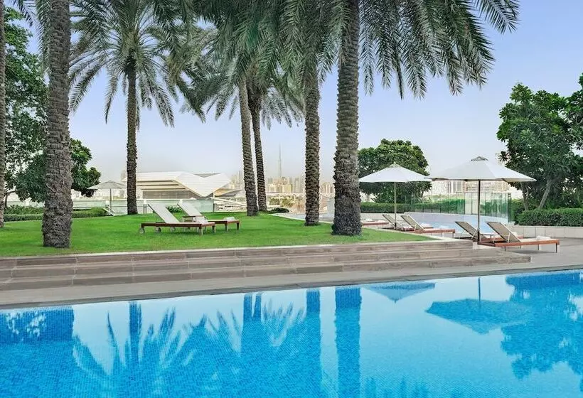 هتل Crowne Plaza Dubai Festival City