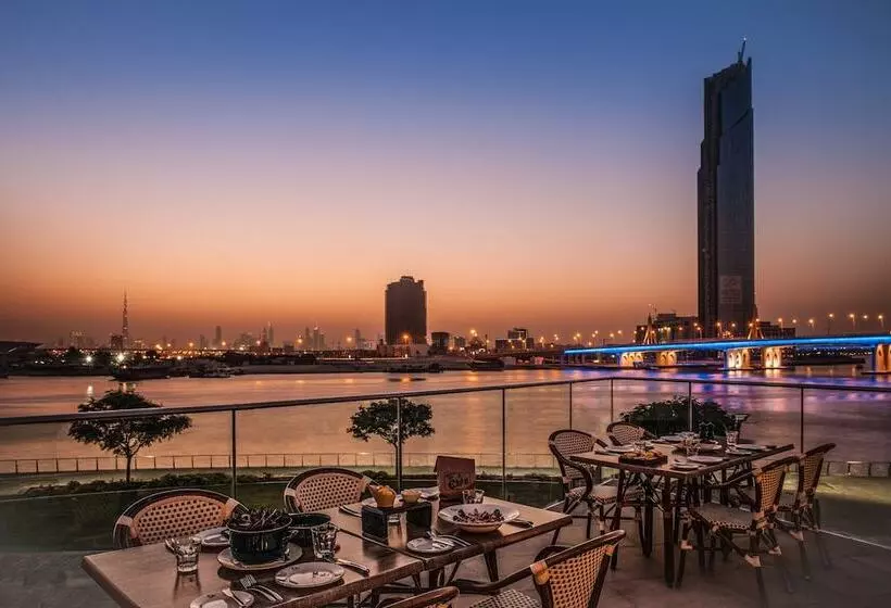 هتل Crowne Plaza Dubai Festival City