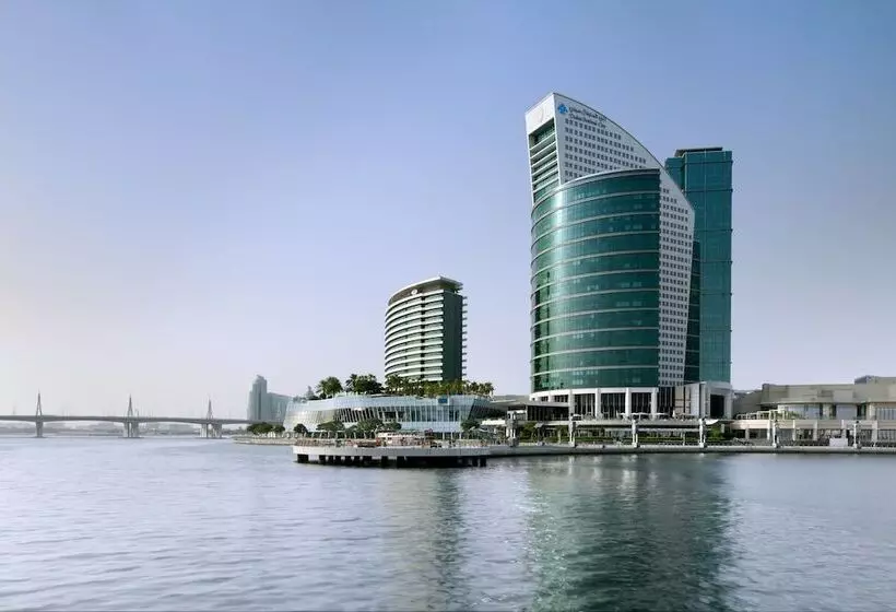 هتل Crowne Plaza Dubai Festival City