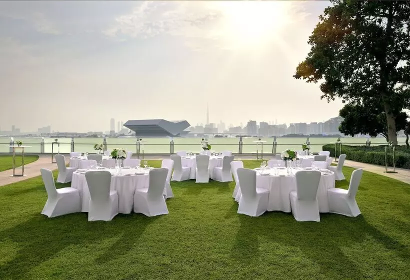 هتل Crowne Plaza Dubai Festival City