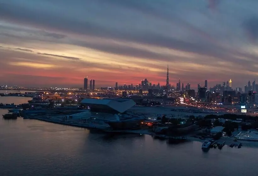 هتل Crowne Plaza Dubai Festival City