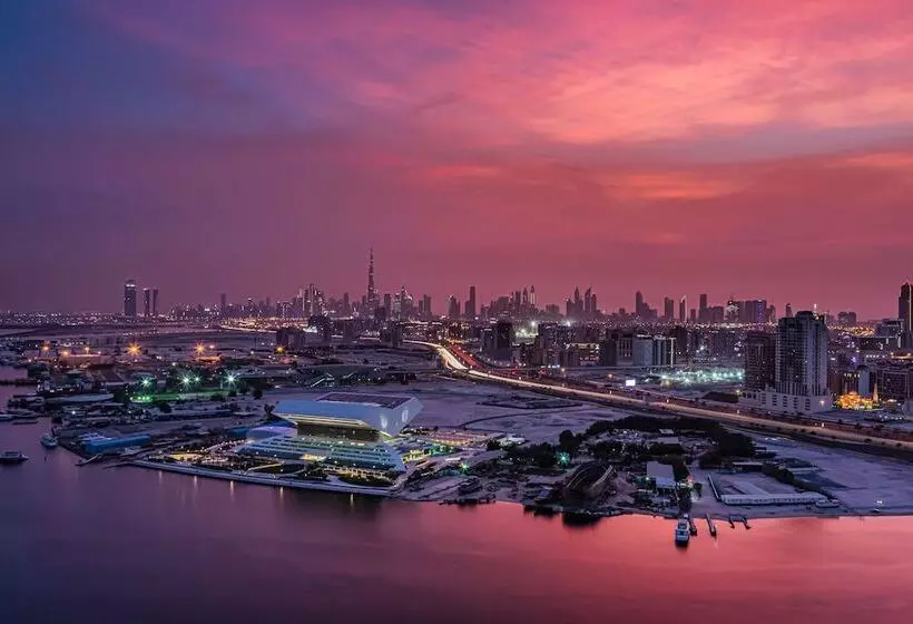 هتل Crowne Plaza Dubai Festival City
