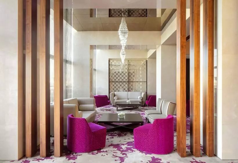 هتل Crowne Plaza Dubai Festival City