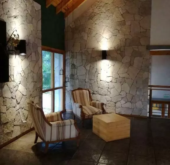 هتل Hosteria Aca Al Sur