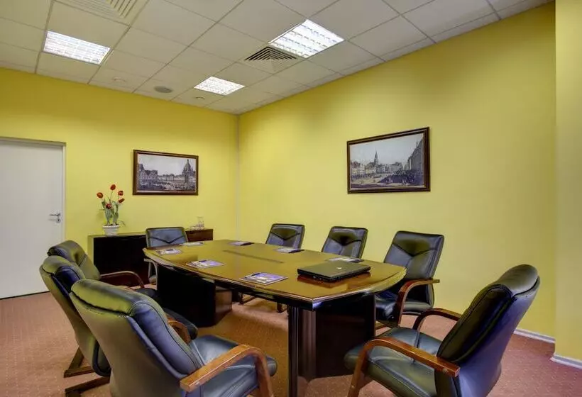 Hotelli Izmailovo Alfa