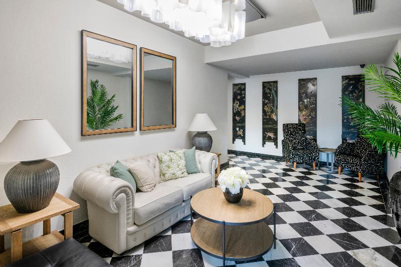 Salles Hotel Aeroport De Girona