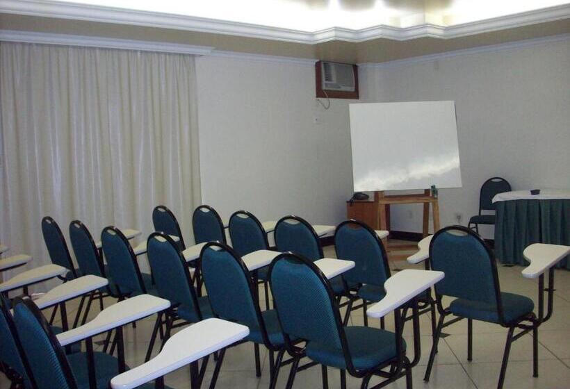 Отель Tamareiras Park