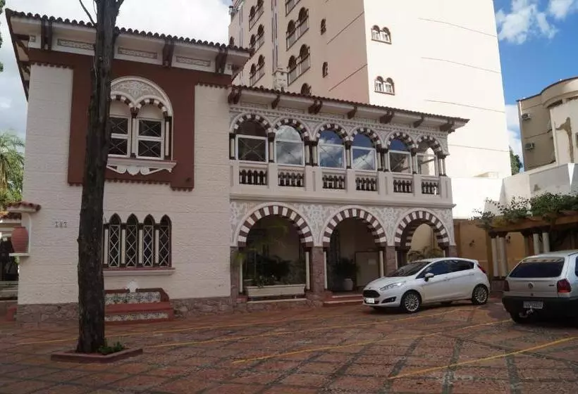 בית מלון כפרי Tamareiras Park