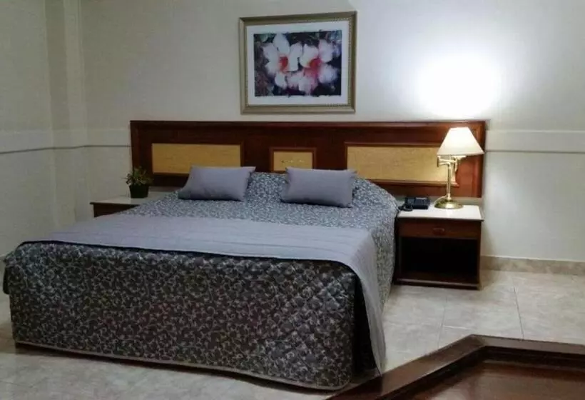 בית מלון כפרי Tamareiras Park