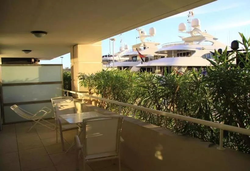 레지던스 Résidence Le Quai Des Princes