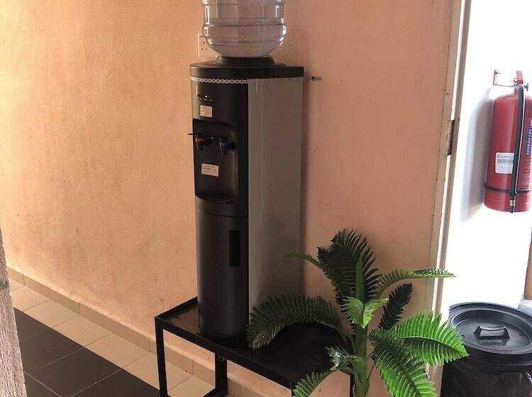 בית מלון כפרי Gm Home & Roomstay Tok Bali Hostel