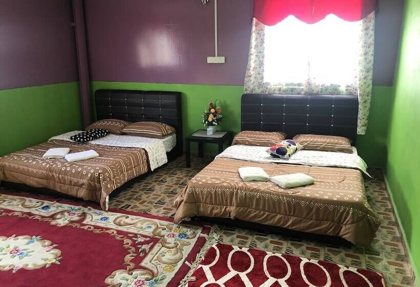 בית מלון כפרי Gm Home & Roomstay Tok Bali Hostel