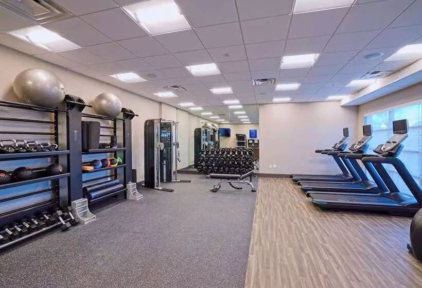 هتل Hampton Inn & Suites Lubbock University