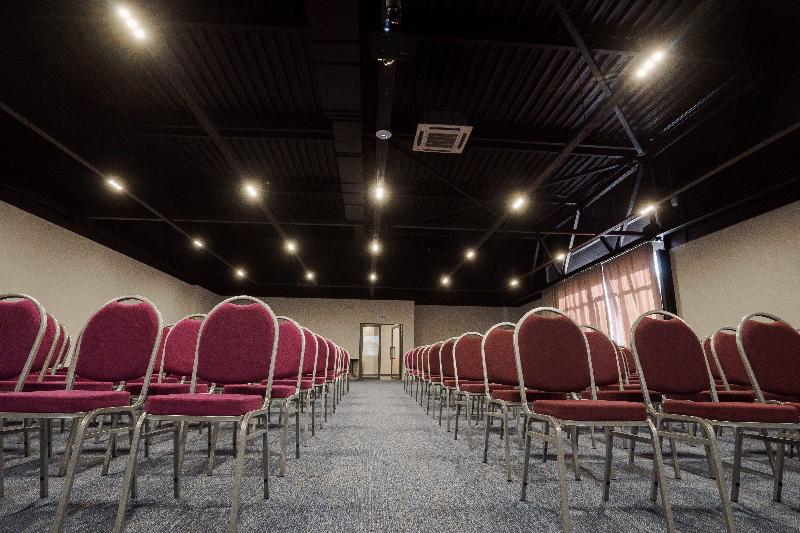 בית מלון כפרי Holiday Inn Express Moscow Khimki Go Park