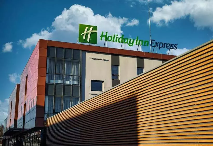 ホテル Holiday Inn Express Moscow Khimki Go Park