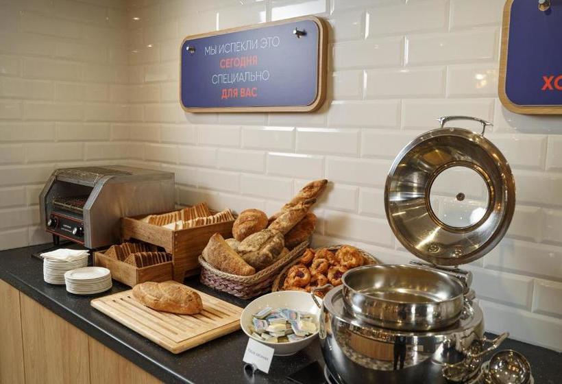 בית מלון כפרי Holiday Inn Express Moscow Khimki Go Park