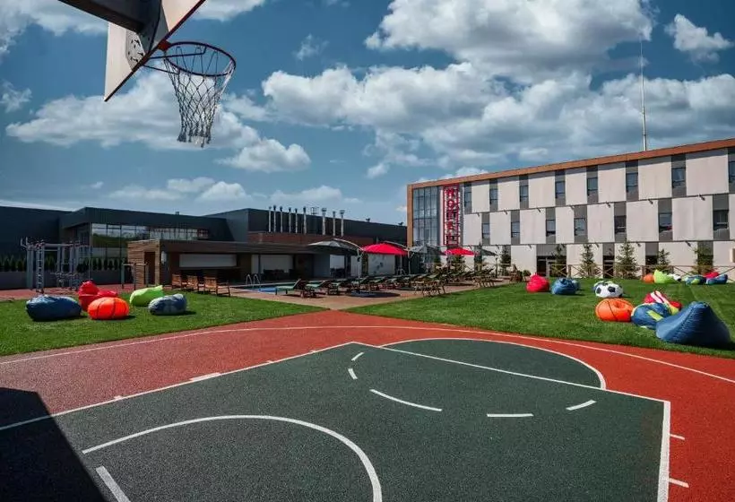ホテル Holiday Inn Express Moscow Khimki Go Park