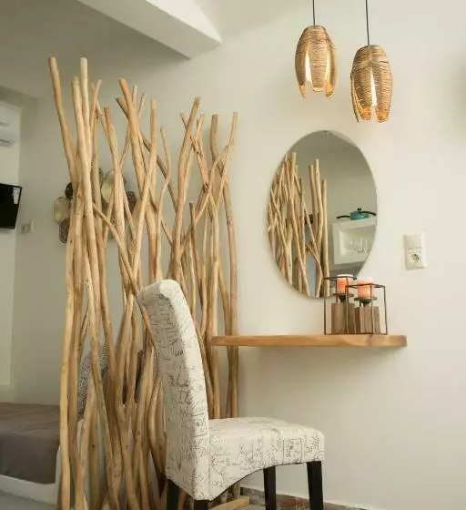 Hotelli Naxos Petite Studios