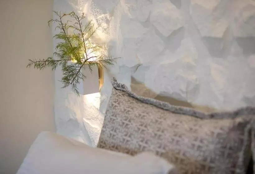 Hotelli Naxos Petite Studios