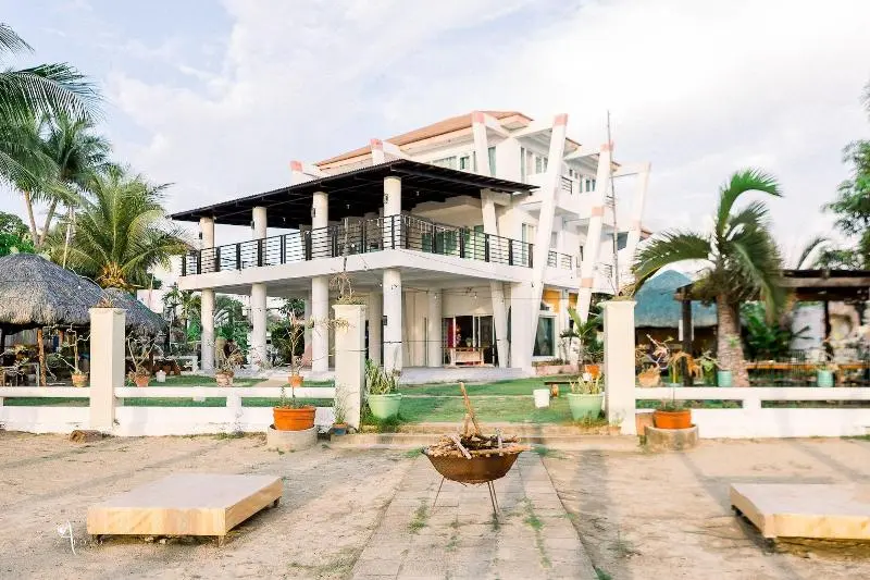 هتل North Shores Inn