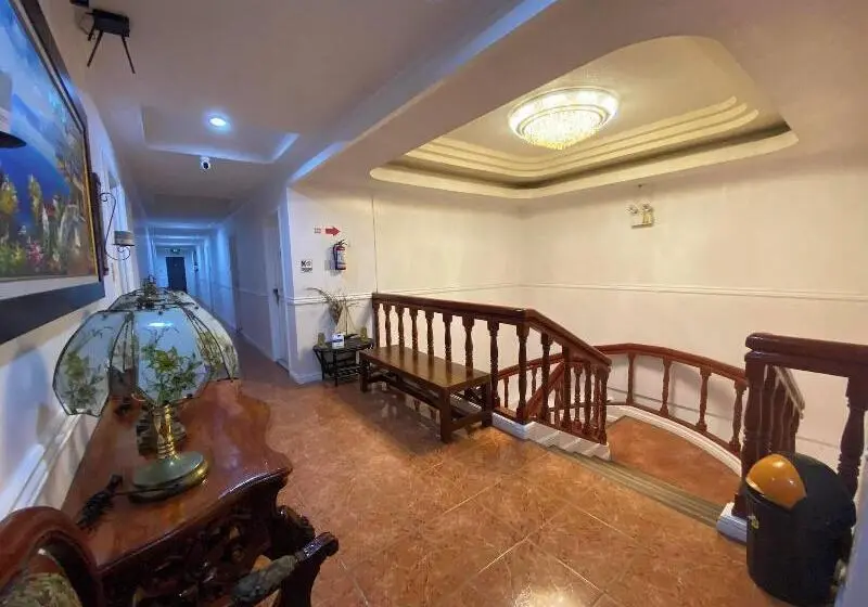 هتل North Shores Inn