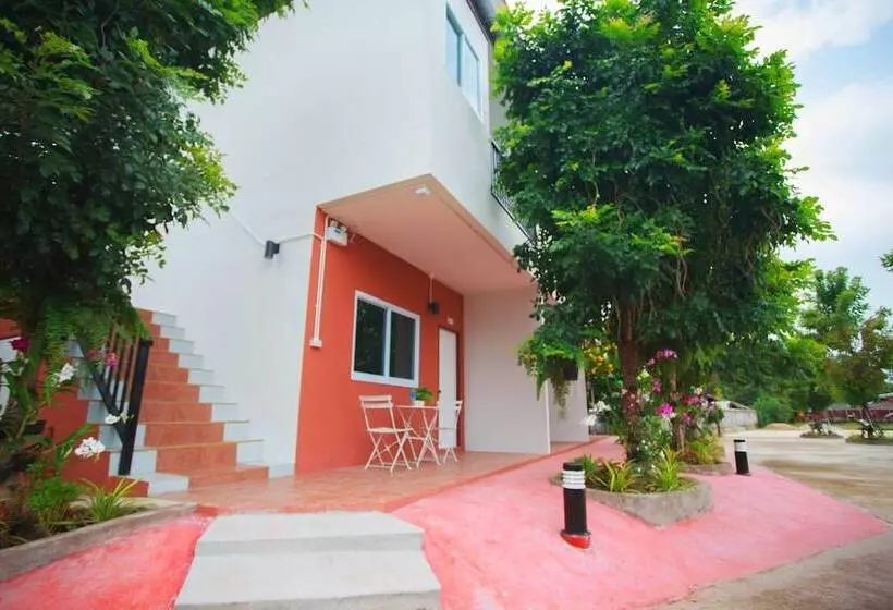 هتل Pantip Boutique